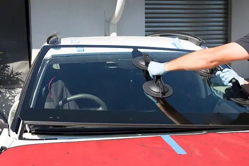 Windshield-Repair-Cerritos-CA-Expert-Auto-Glass-Repair-and-Replacement-Services-with-Speedy-Fast-Auto-Glass